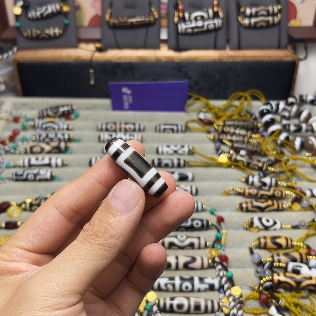 玛瑙/玉髓颈饰合金@