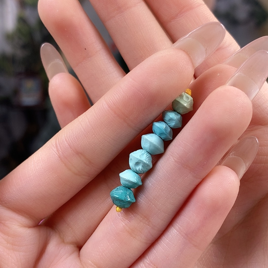 绿松石未镶嵌珠宝奇石