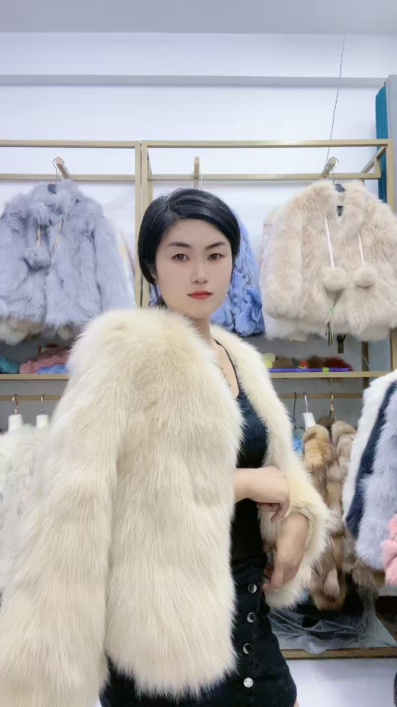 娜哥家毛毛冬季女款短款外套（以直播间为准）秋冬