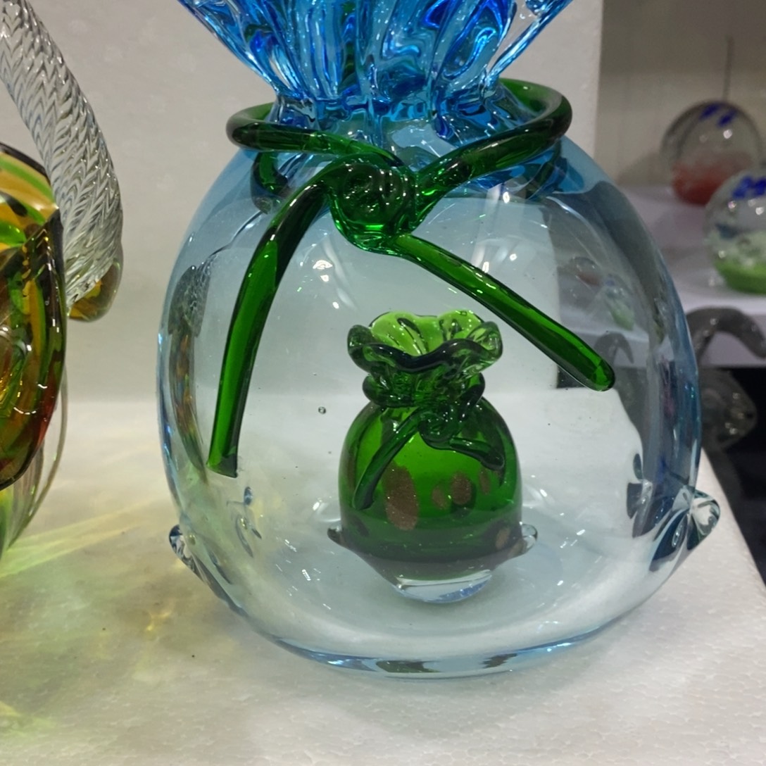 水***芝琉璃钱袋子花瓶一个