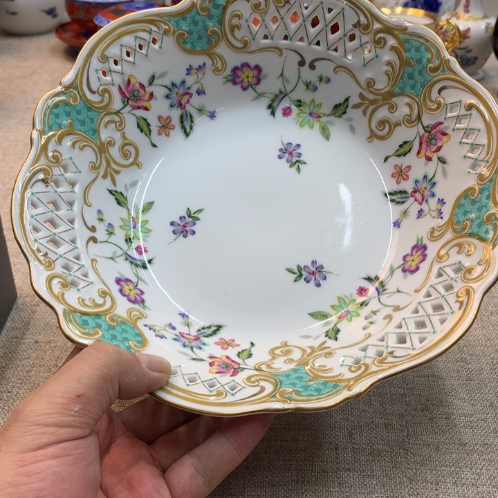 金瓷阁家的美丽瓷器