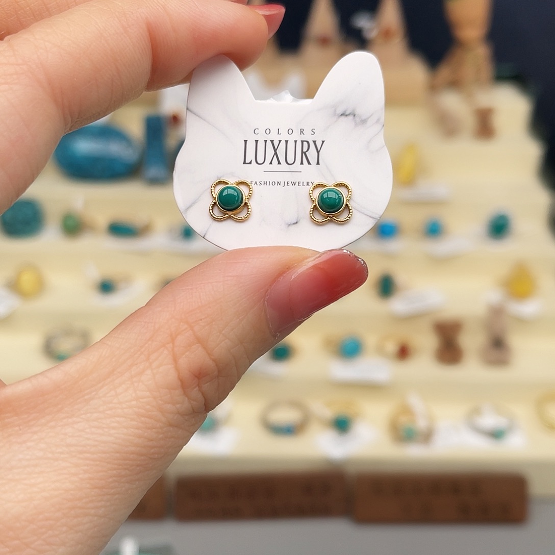 绿松石耳饰18K金镶嵌耳钉