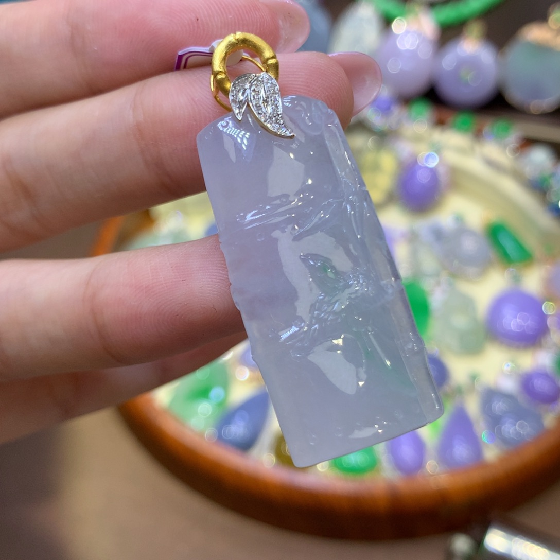 【闪购商品】翡翠18K金镶嵌颈饰翡翠