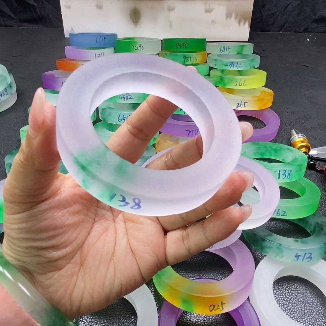 念***慈玉时尚百搭独龙翠手镯