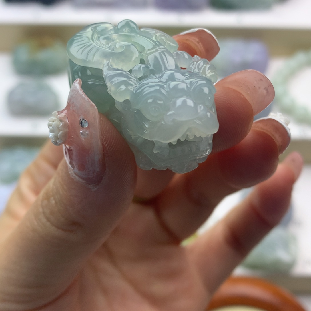 翡翠吊坠(不含链)未镶嵌天然缅甸翡翠貔貅吊坠