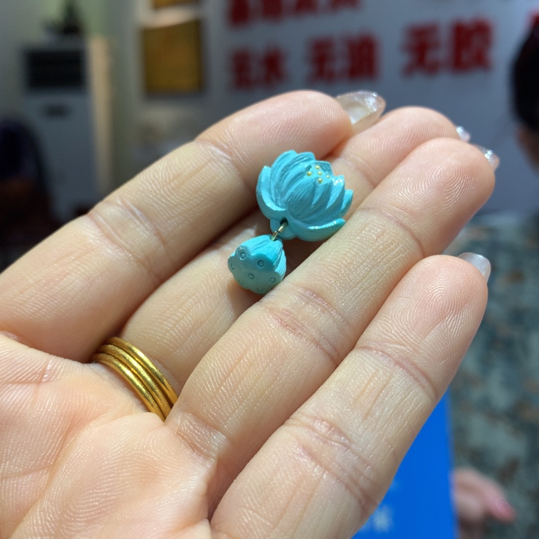 绿松石配饰未镶嵌