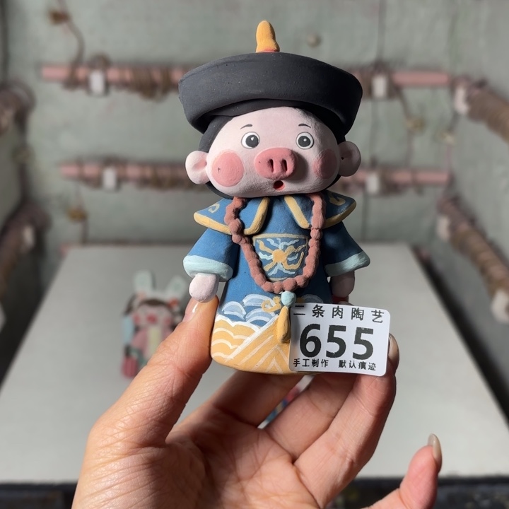 t***儿摆件陶景德镇陶瓷摆件猪猪猪