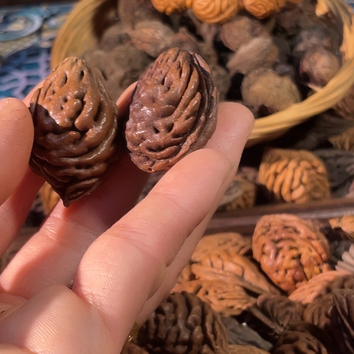 蛮***啡桃核吊坠碧桃核大尺寸吊坠