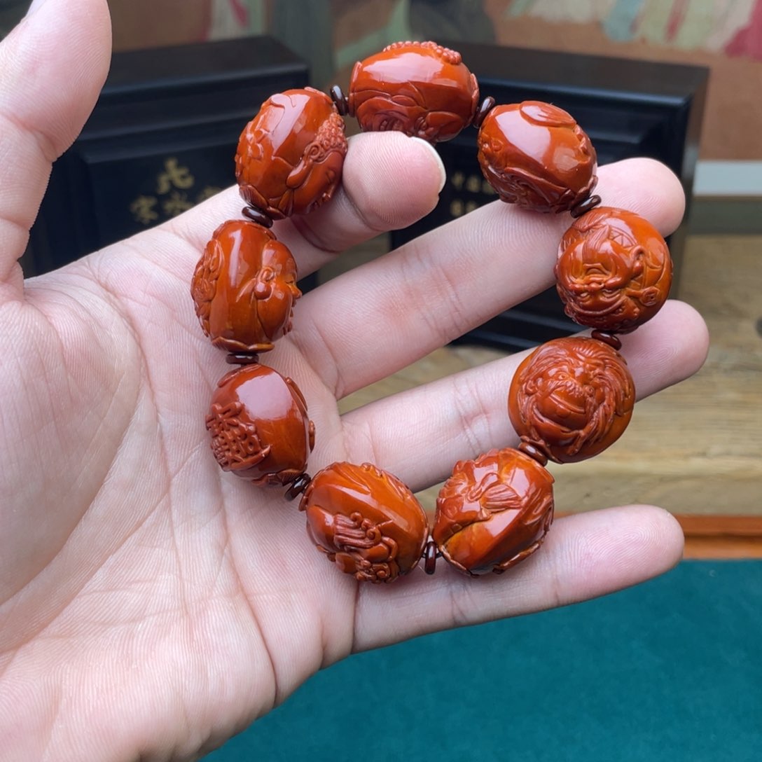 橄榄核吊坠安**哒群仙会表弟回血