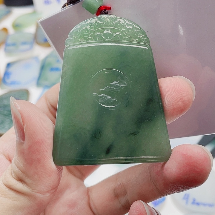 定制翡翠未镶嵌定制