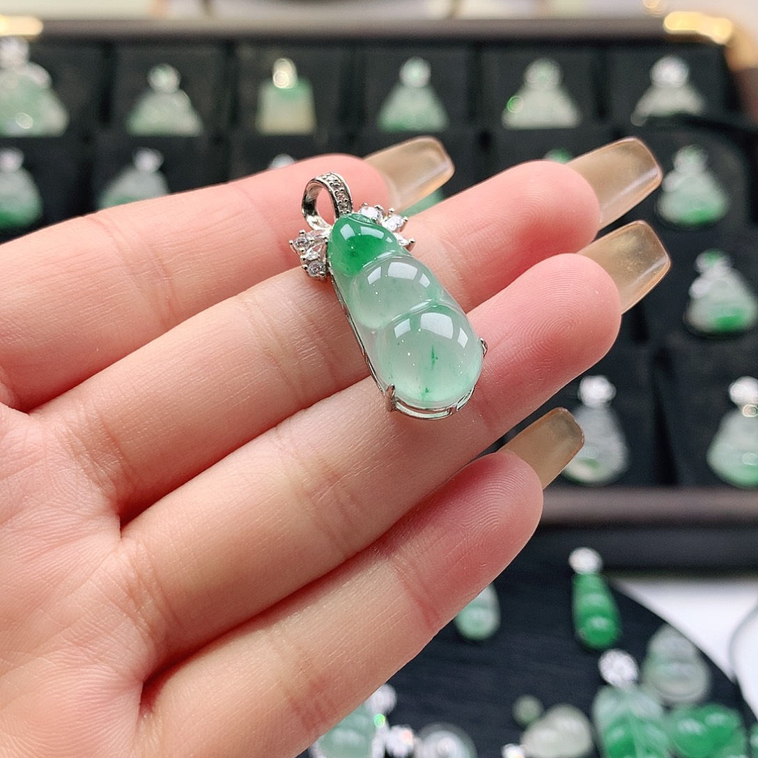 石英质玉银S925镶嵌颈饰