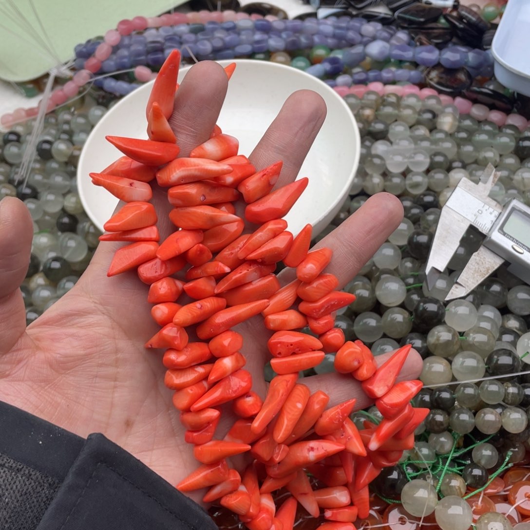 玛瑙/玉髓珠宝半成品未镶嵌一条装沙丁小辣椒