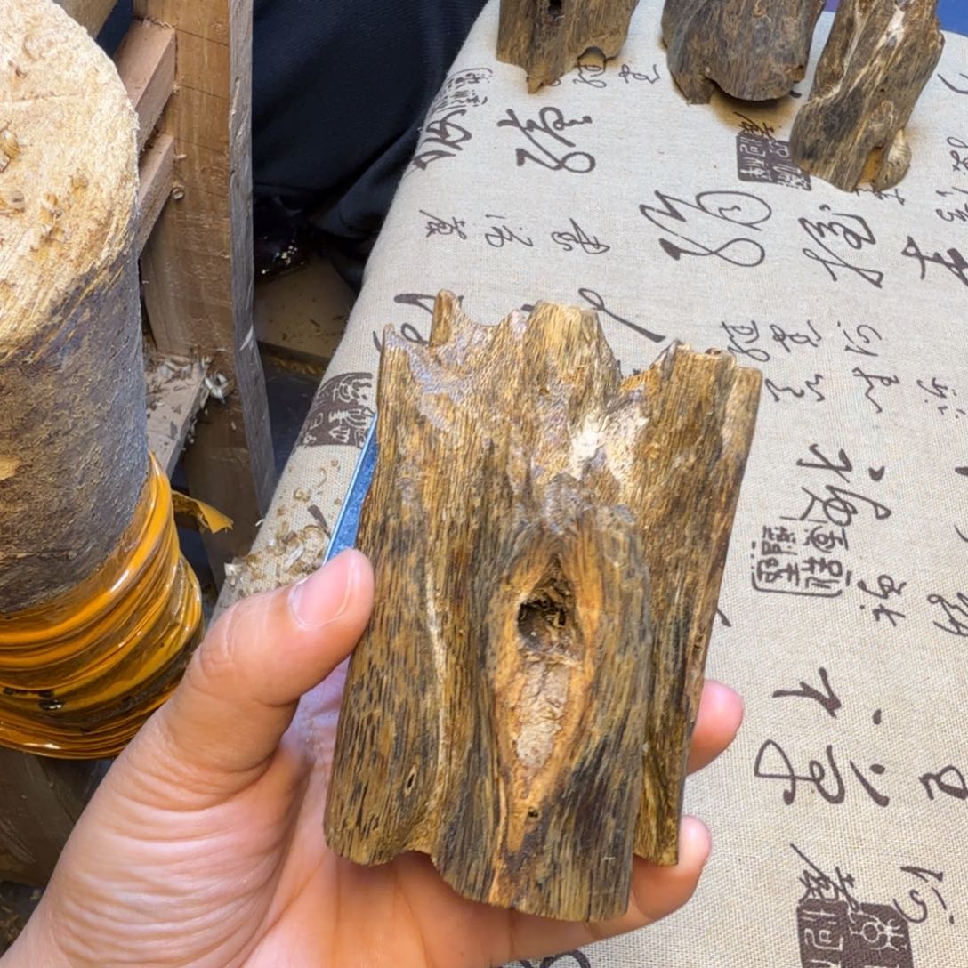 沉香块料沉香块料79k