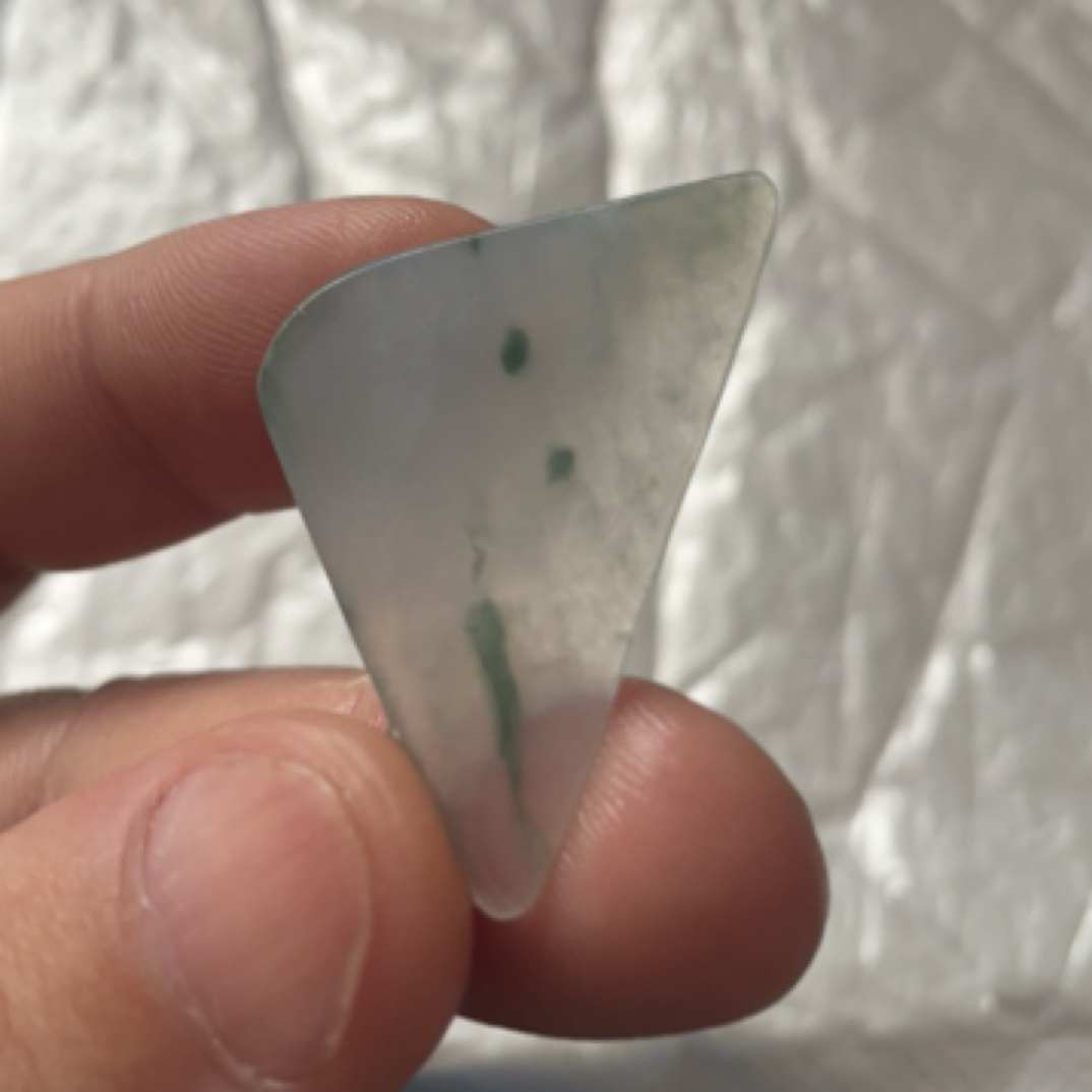 翡翠冰糯种漂蓝花个性随形小边料