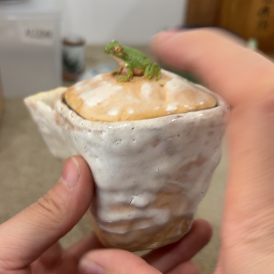 瓷片非常好看漂亮的物品 