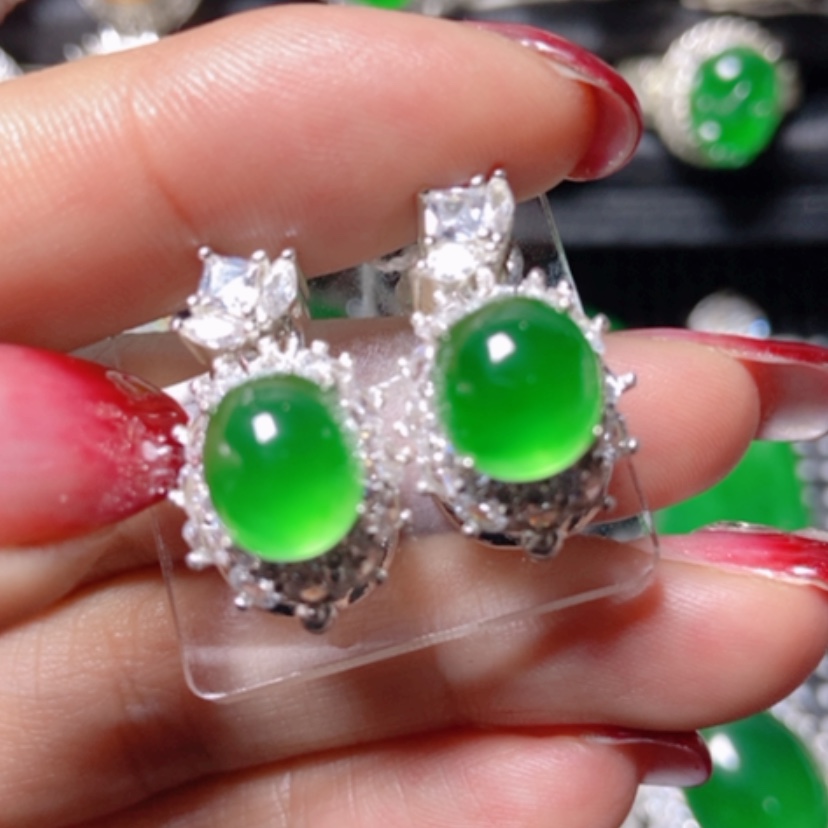 【闪购商品】翡翠颈饰未镶嵌翡翠