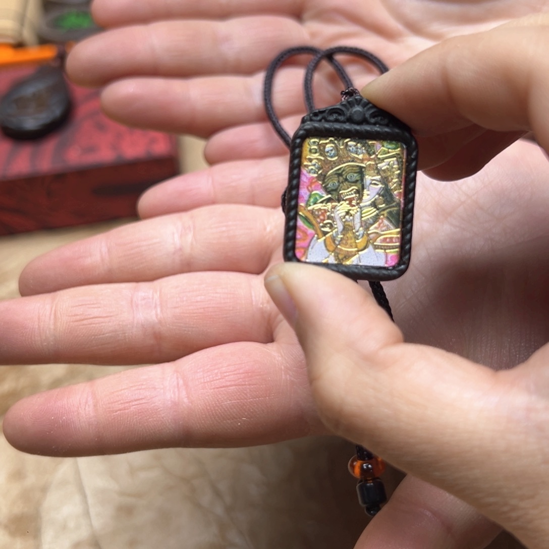 大叶紫檀（黑酸枝木类）