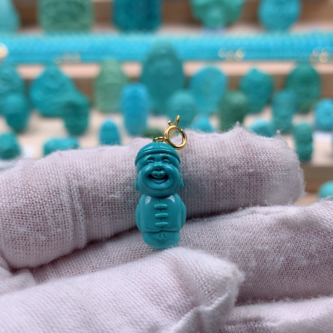 绿松石配饰未镶嵌