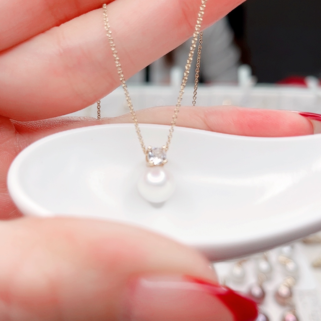 淡水珍珠吊坠(赠链)合金