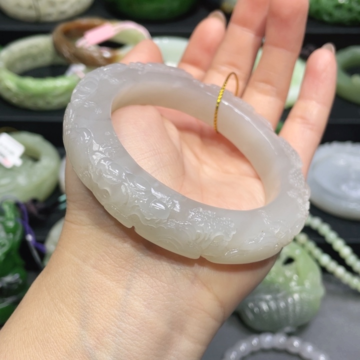 和田玉手镯56+圈口 编号27未镶嵌