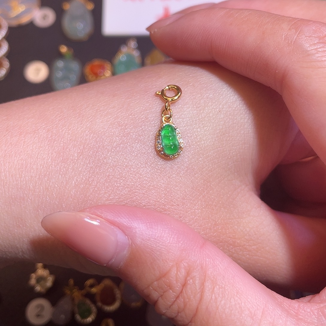 翡翠银S925镶嵌颈饰