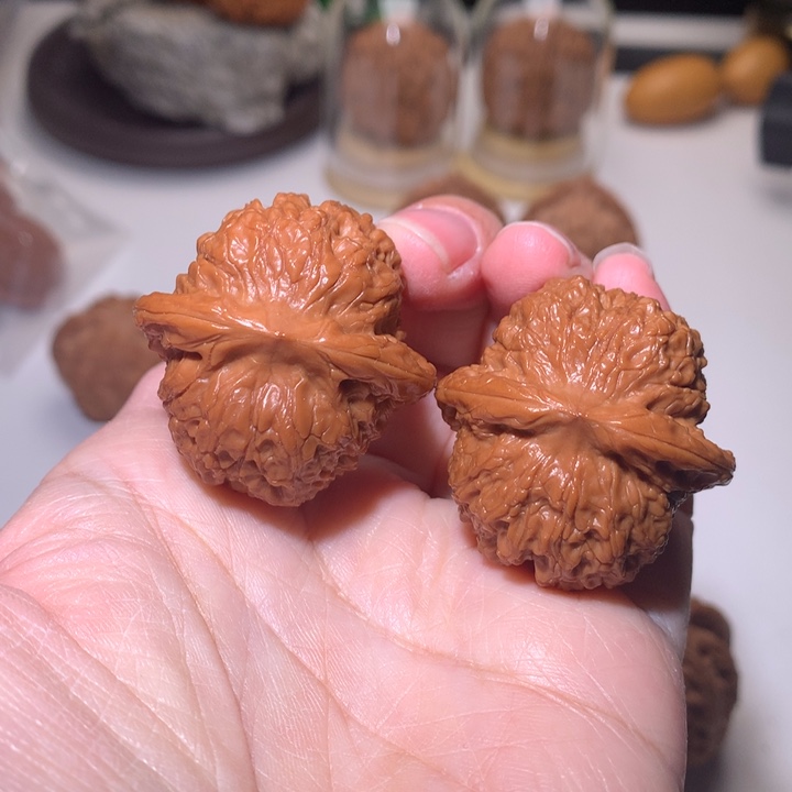 把件文玩核桃血麒麟