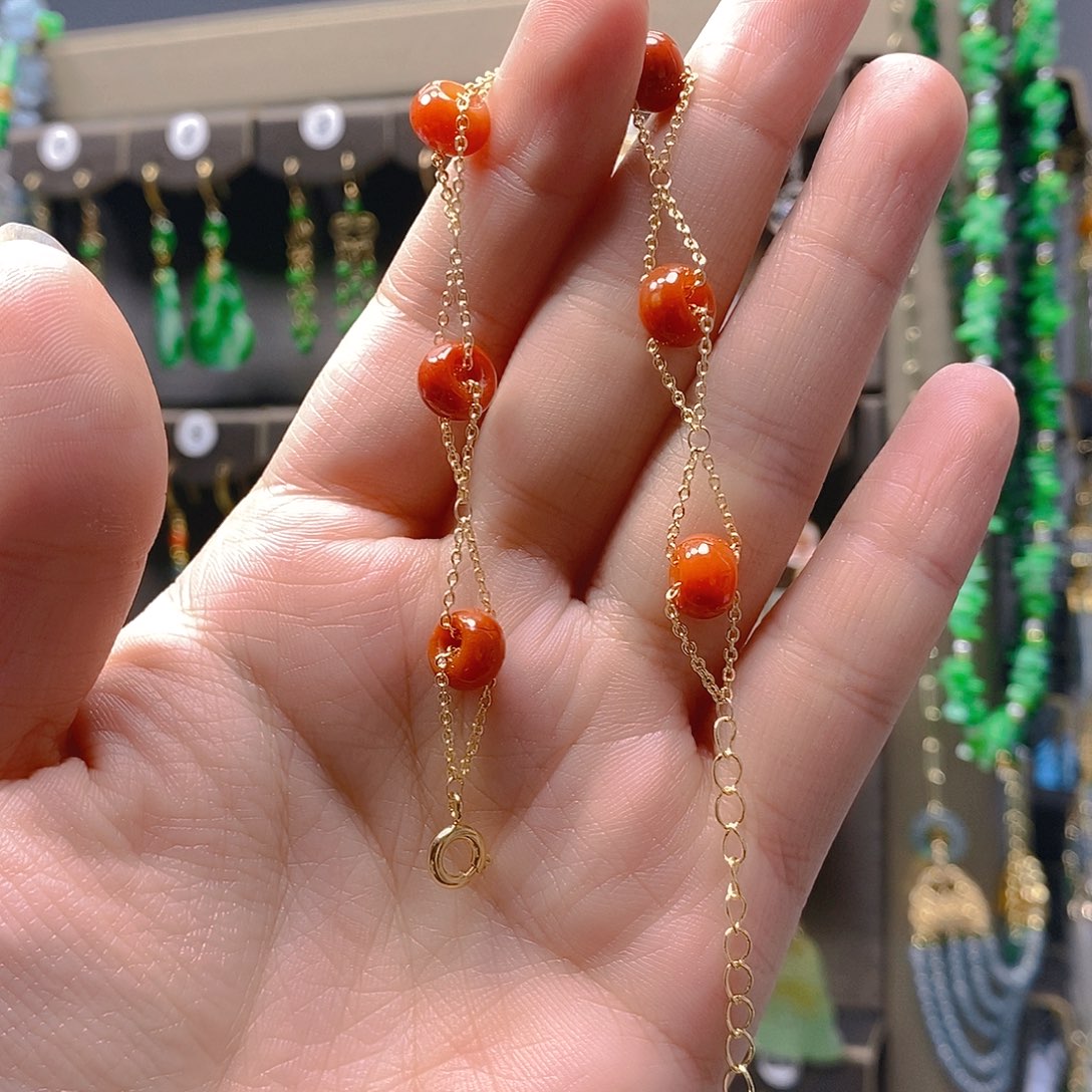 未镶嵌翡翠耳饰翡翠