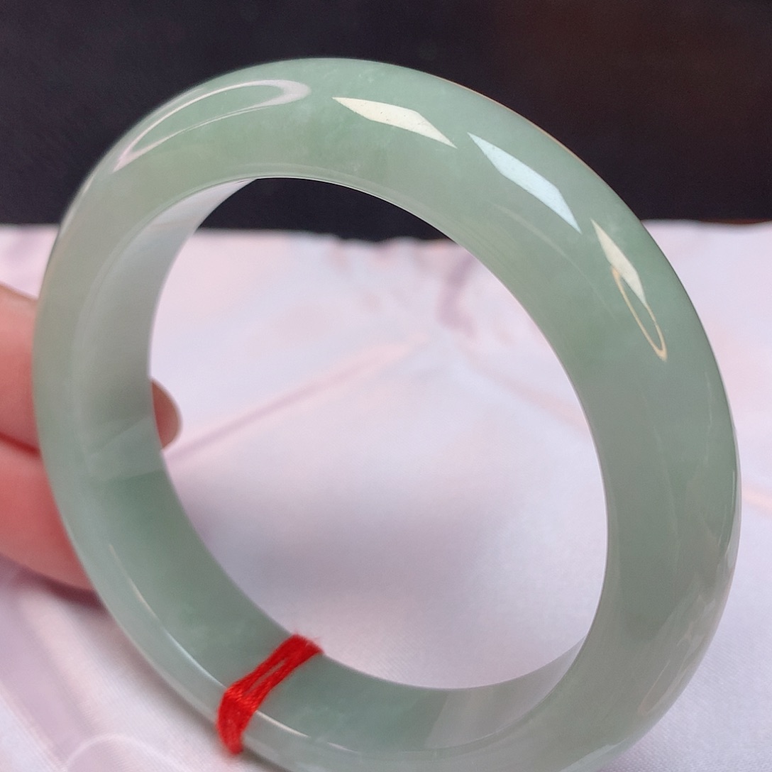 翡翠手镯未镶嵌54 翡翠手镯