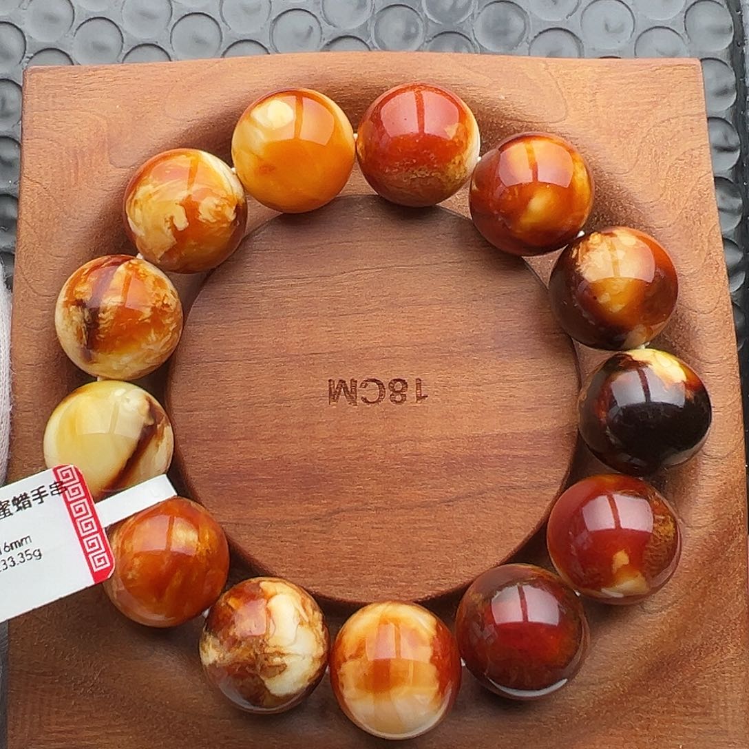 琥珀未镶嵌裸石16吃不