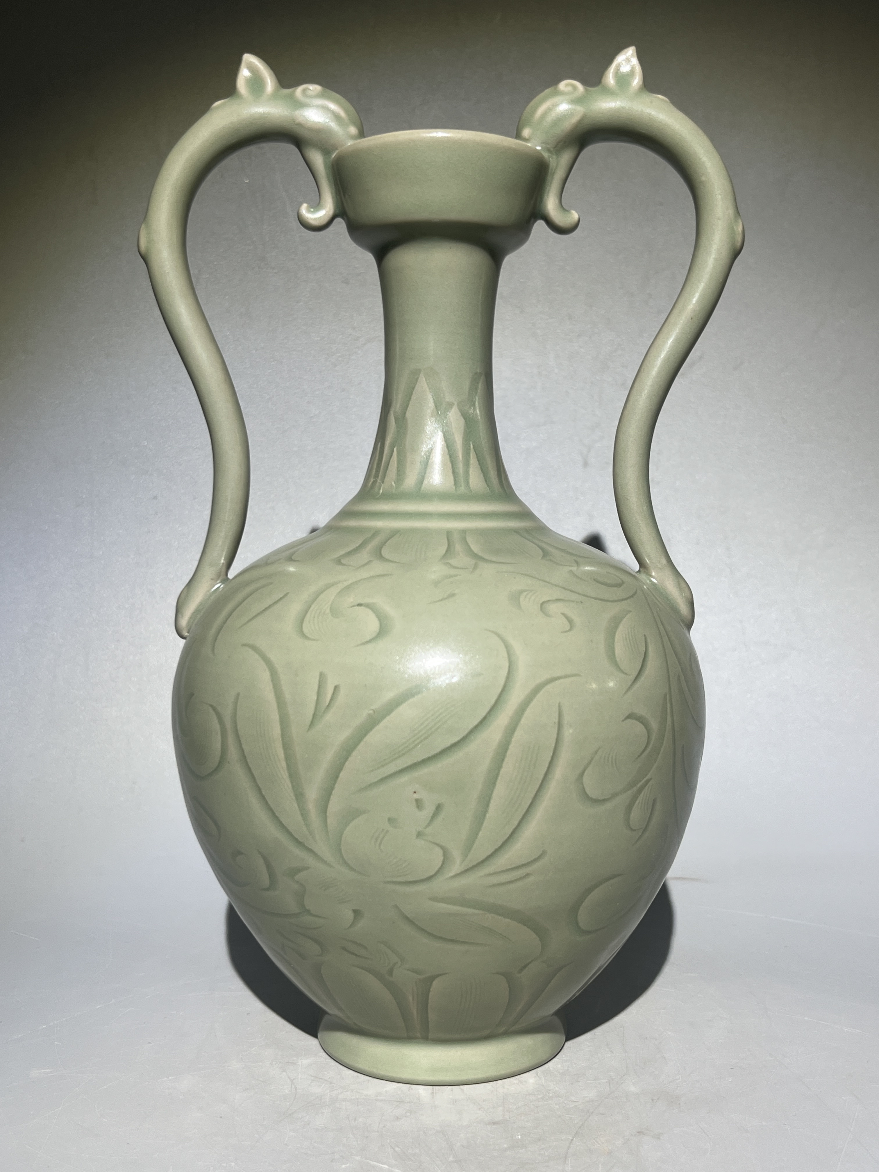 越窑双龙尊，精品