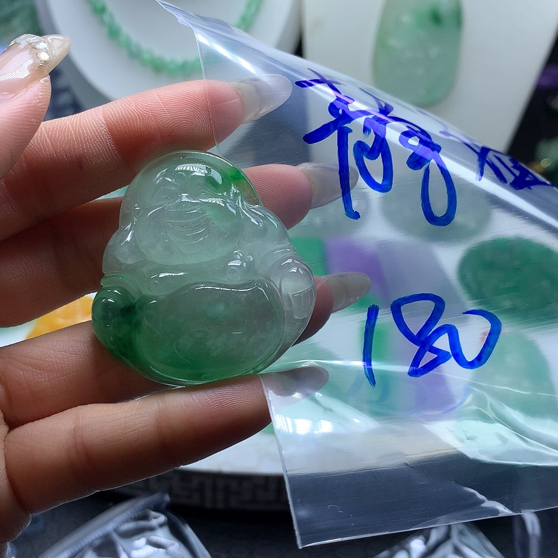 翡翠吊坠(赠链)未镶嵌静**兰