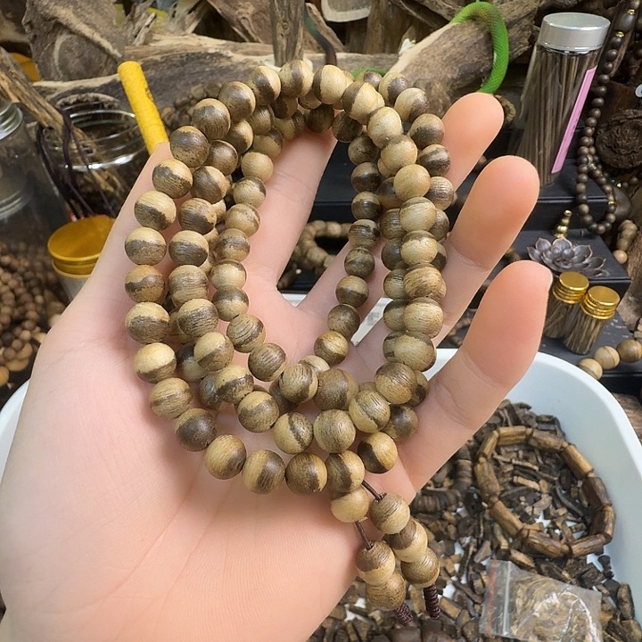 *****沉香碎屑沉香达拉干沉香0.8大18克➕沉香碎屑多样性