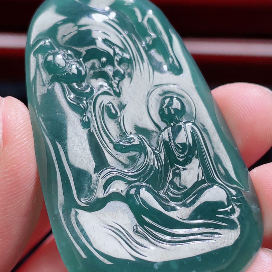 翡翠颈饰未镶嵌20，