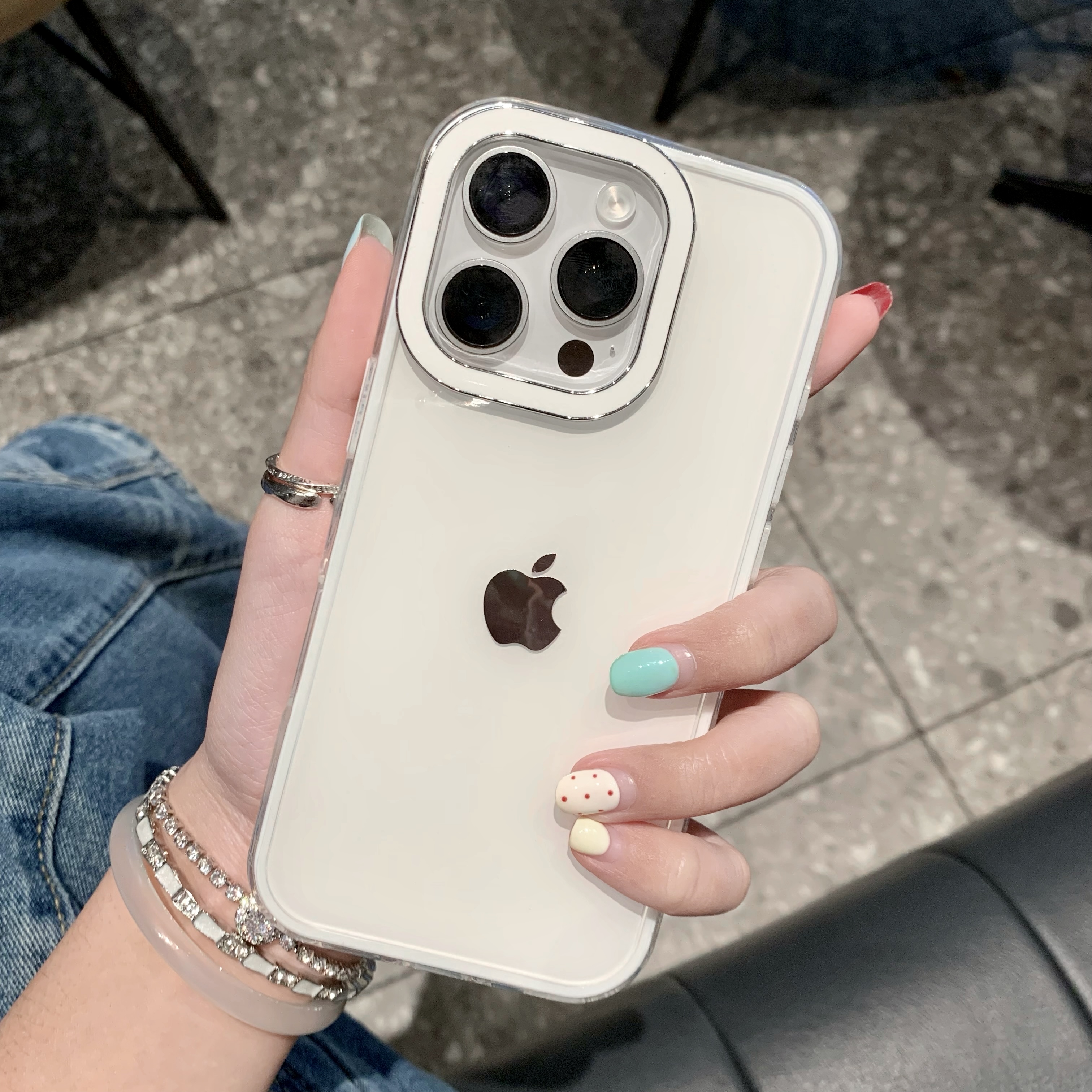 新款高颜值滴胶果冻壳适用iPhone16手机壳14苹果15promax个性13女