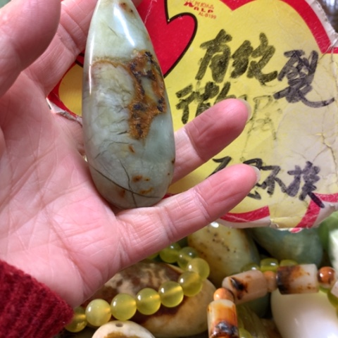 蛇纹石玉未镶嵌手把件
