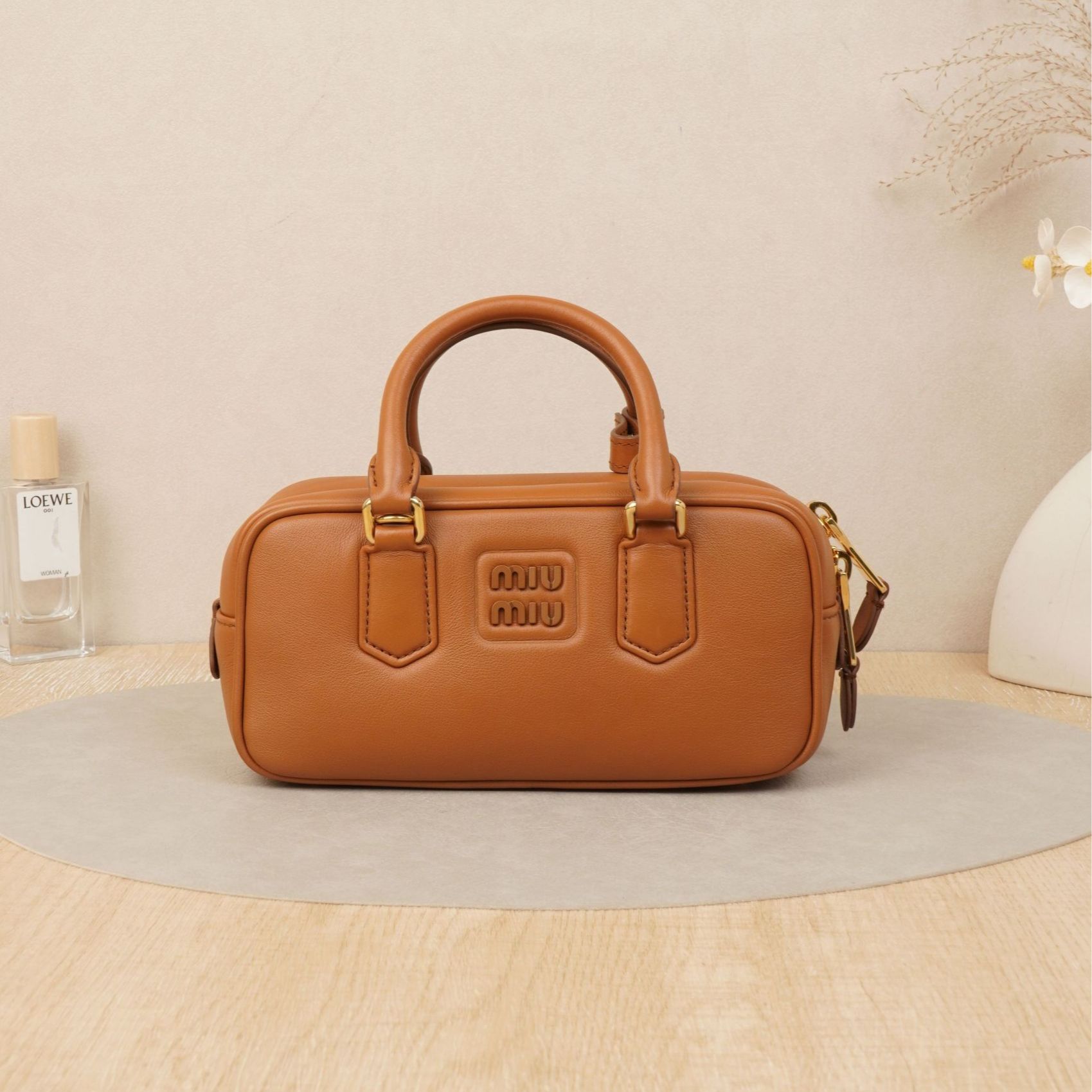 95新 MIU MIU/缪缪  保龄球焦糖色小号牛皮/DS045384