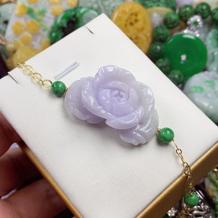 翡翠未镶嵌吊坠(赠链)