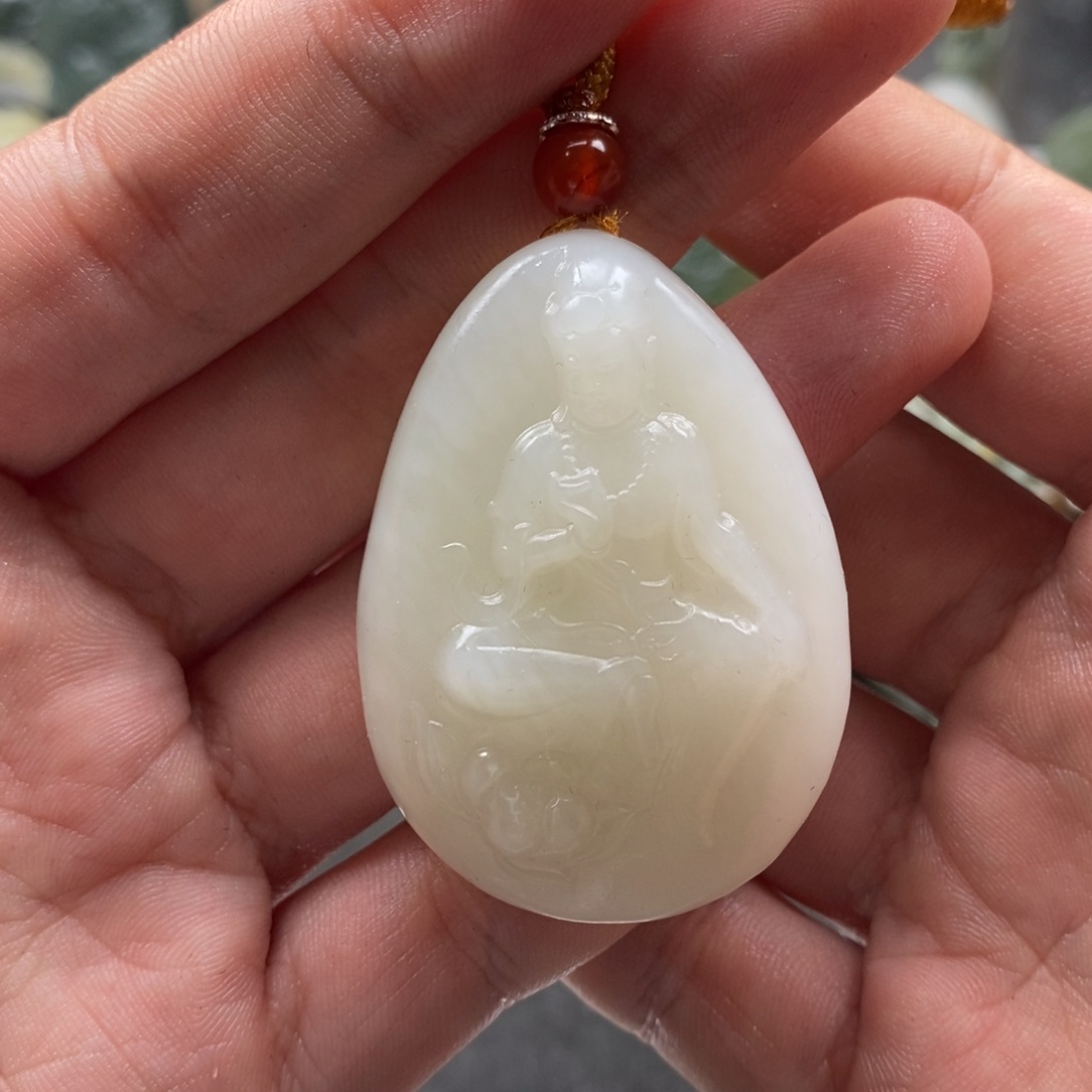 和田玉颈饰未镶嵌