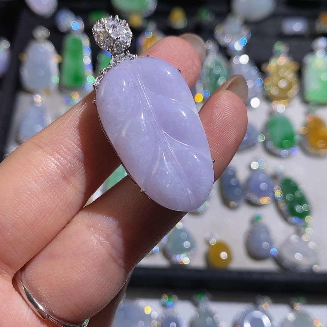 翡翠颈饰银S925镶嵌天然翡翠