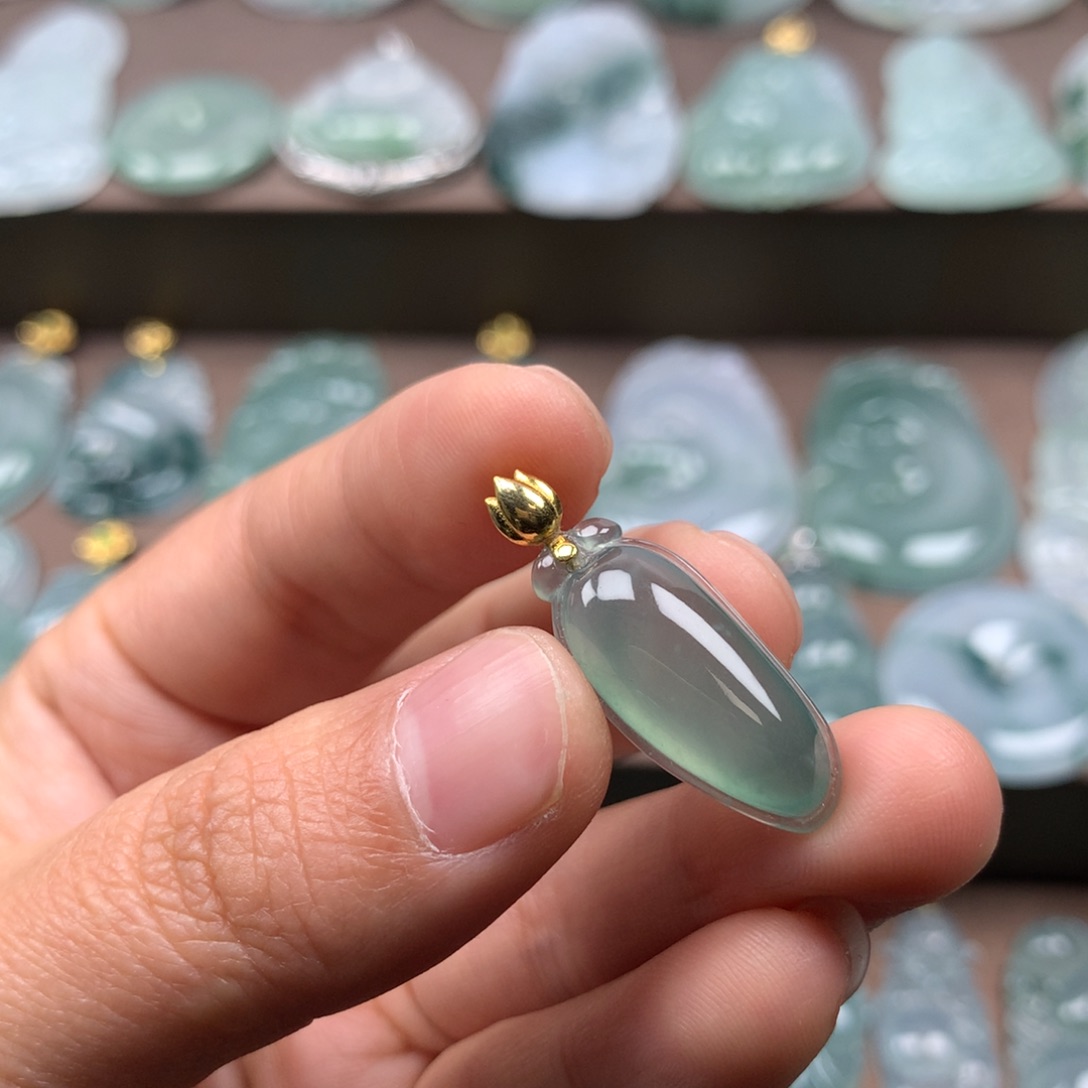 颈饰18K金镶嵌翡翠ぷ**あ天然翡翠