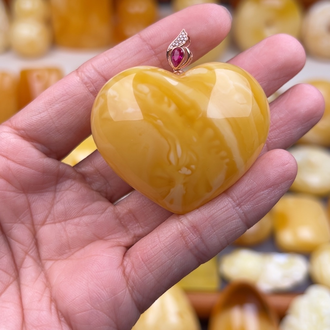 琥珀颈饰未镶嵌纯天然琥珀蜜蜡无优化