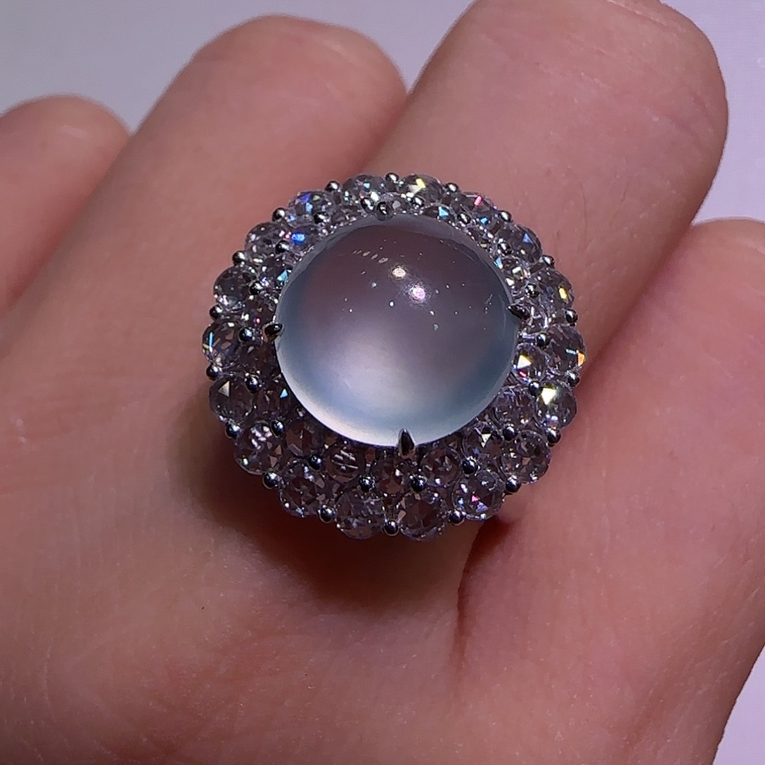 翡翠戒指18K金镶嵌戒指