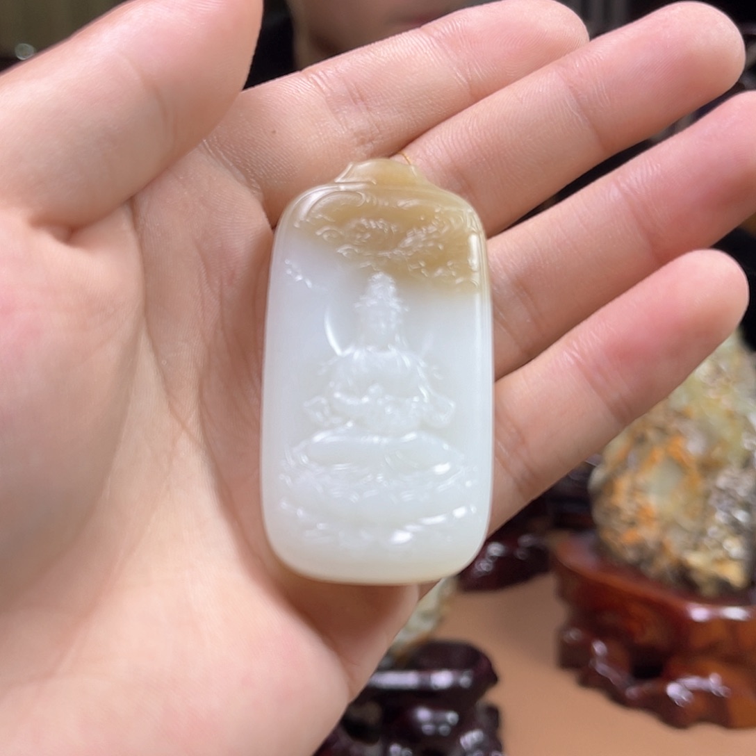 和田玉颈饰未镶嵌