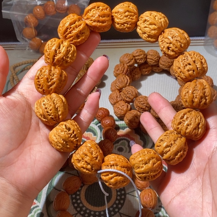 文玩核桃吊坠……29