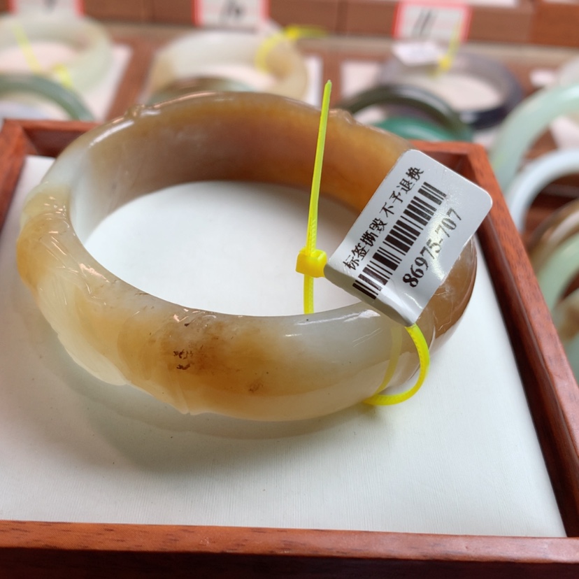 【闪购商品】和田玉手镯未镶嵌58.2