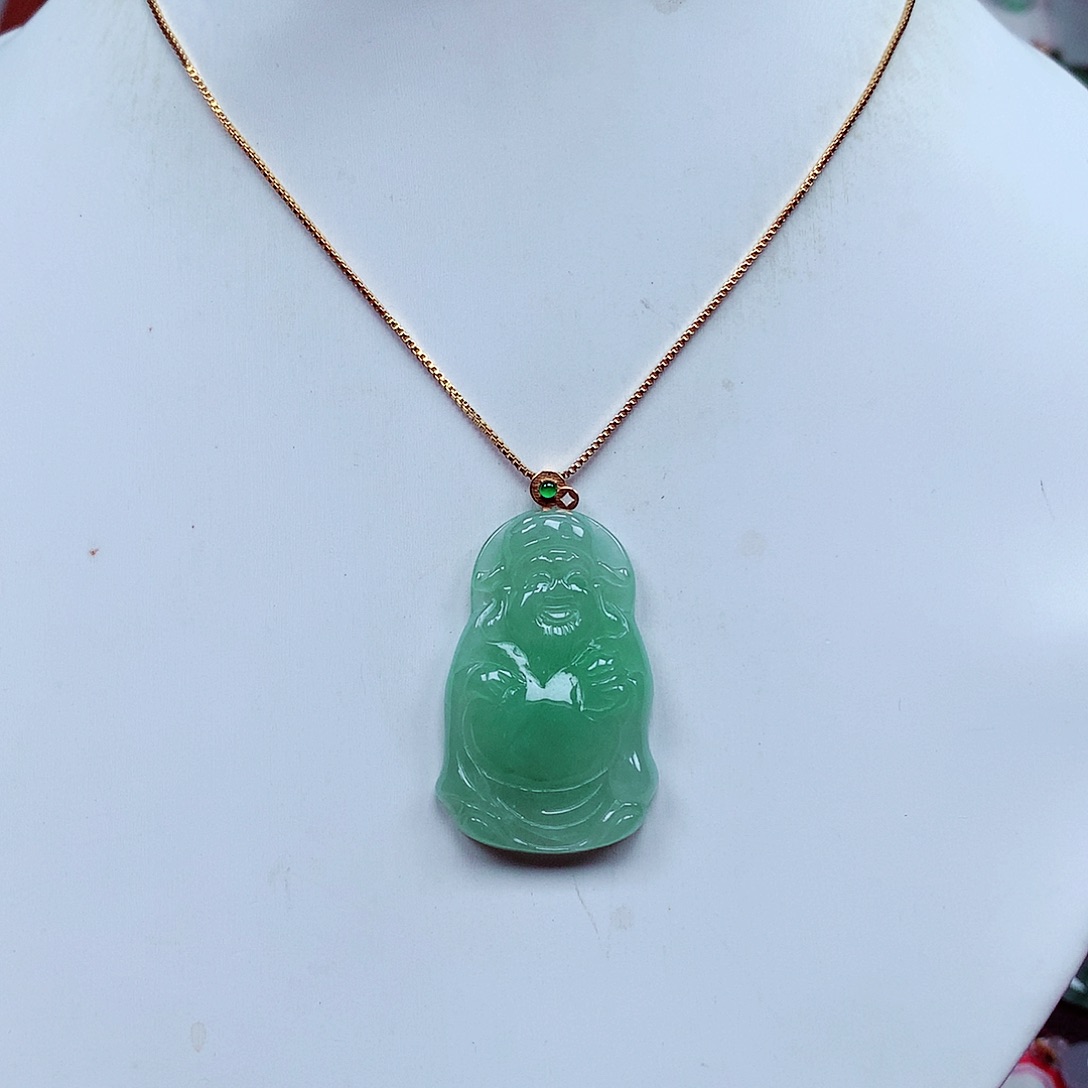 翡翠18K金镶嵌颈饰