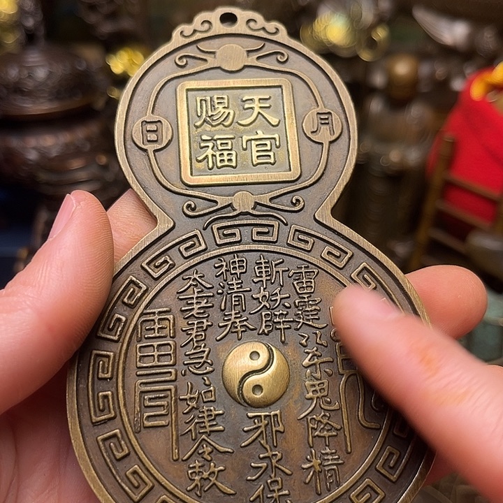 精美铜器批发档口