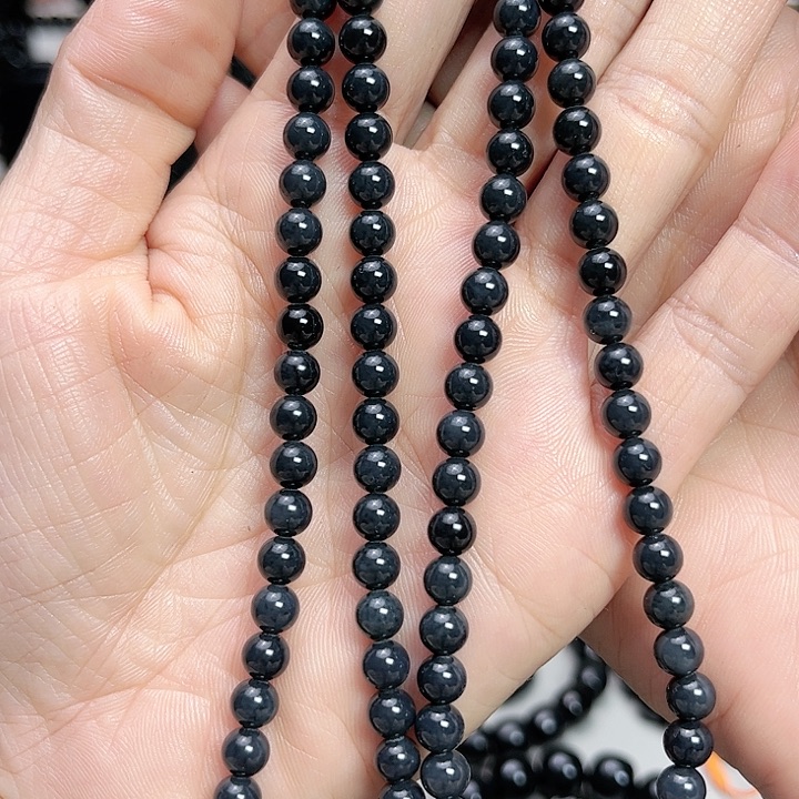 和田玉手链未镶嵌卡6。108福利款