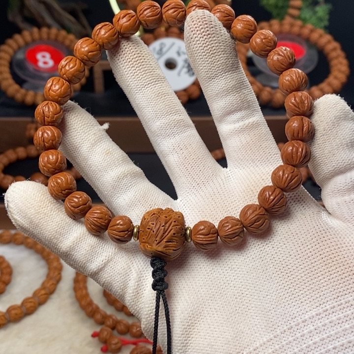 桃核吊坠独*秦岭龙纹