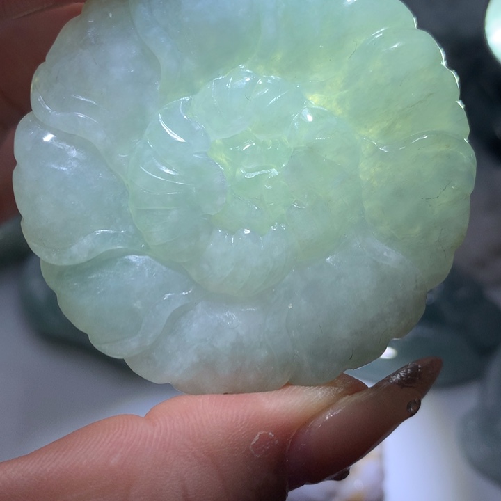 翡翠未镶嵌颈饰保真天然A货翡翠